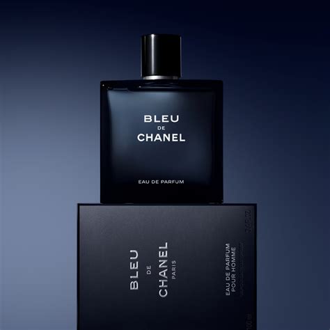 lamode homme bleu chanel.